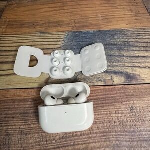 Apple AirPods Pro 2nd Generation with Lightning Magnetic Charging Case A2700